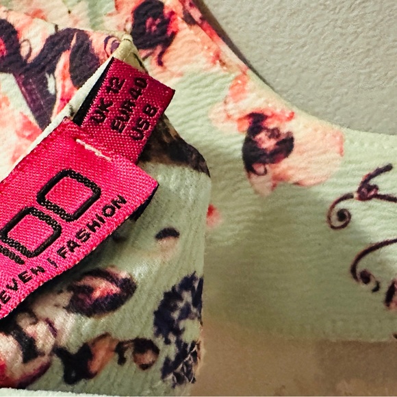 Floral Dress - Picture 3 of 7